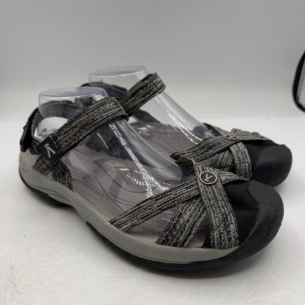 KEEN Bali Strap Sandals Womens Sz 9.5 Grey Black Strappy Closed Toe Hiking Water